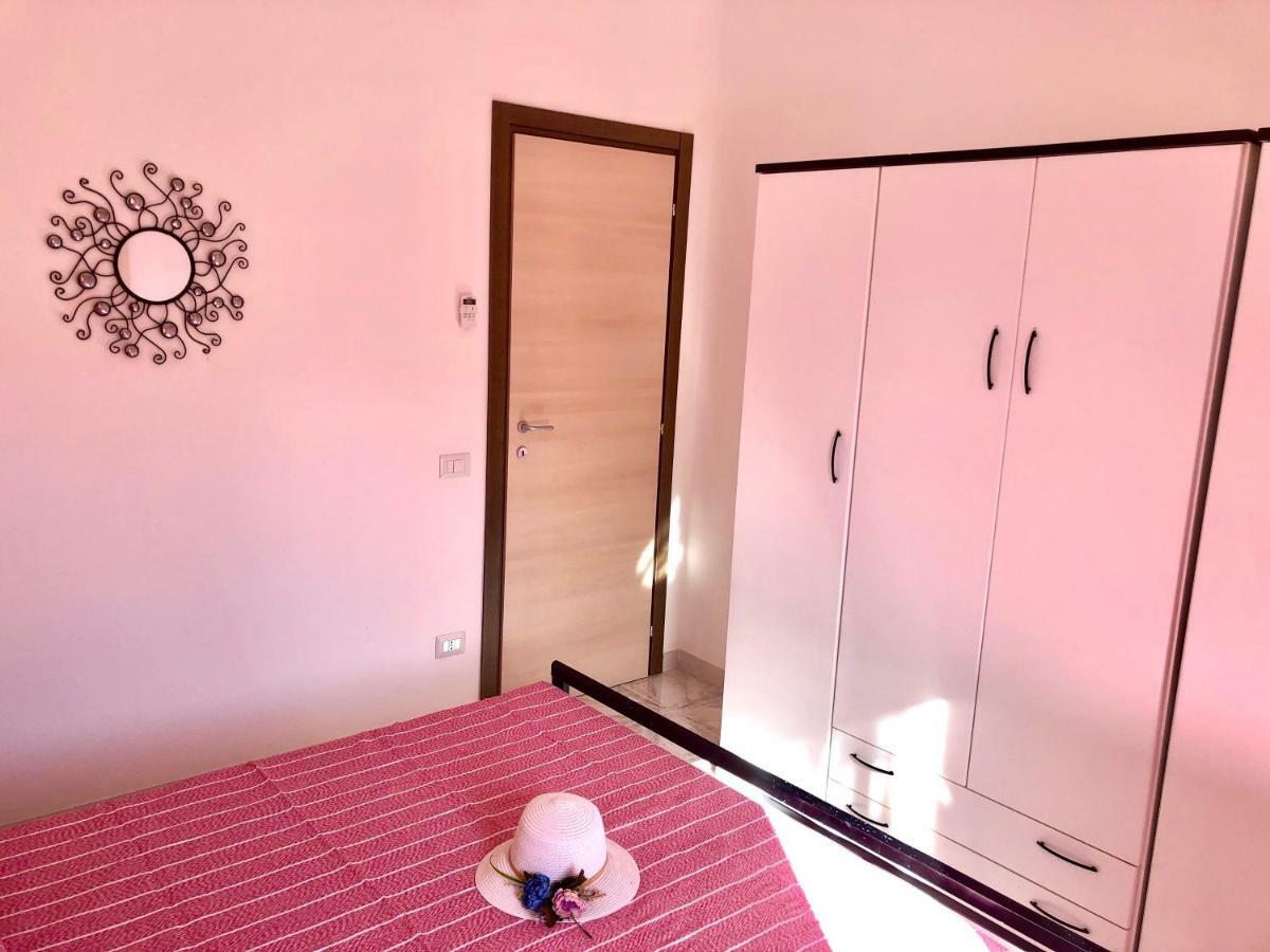 Casa Dolce Hibiscus Appartement Olbia Buitenkant foto