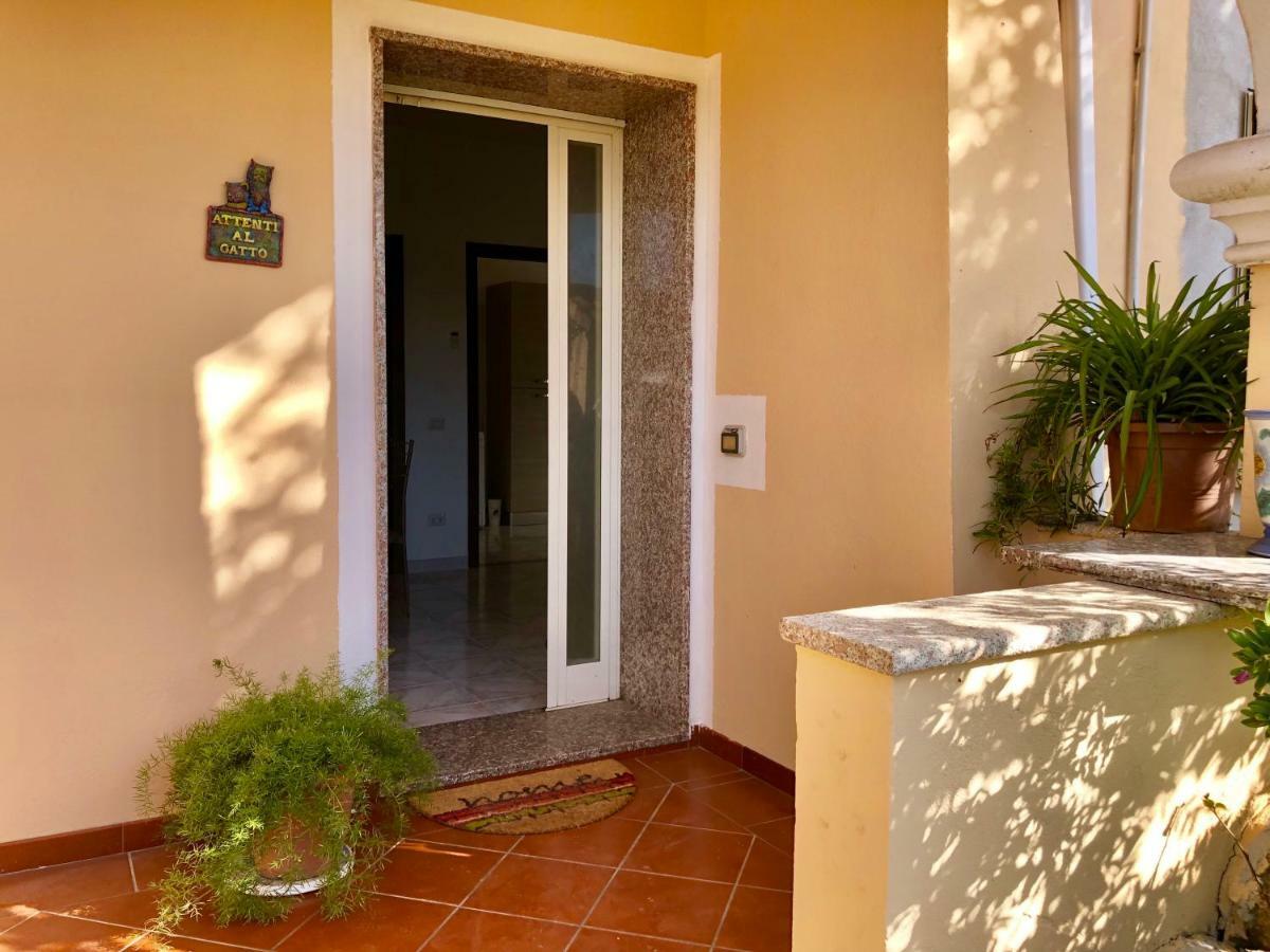 Casa Dolce Hibiscus Appartement Olbia Buitenkant foto