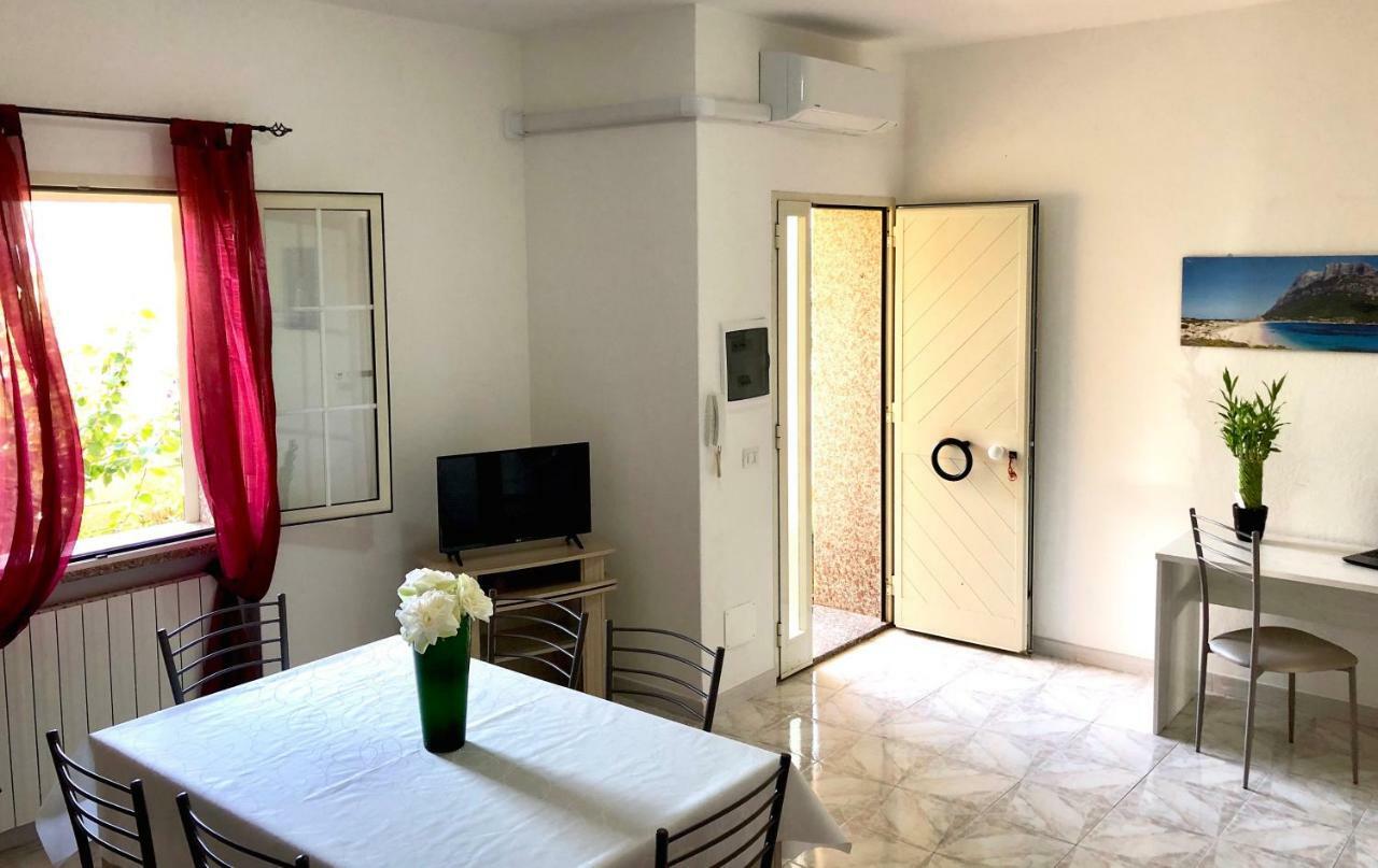 Dolce Hibiscus Appartement Olbia Buitenkant foto