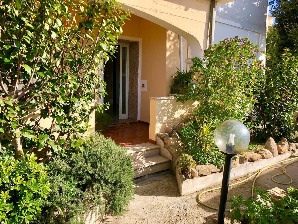 Casa Dolce Hibiscus Appartement Olbia Buitenkant foto