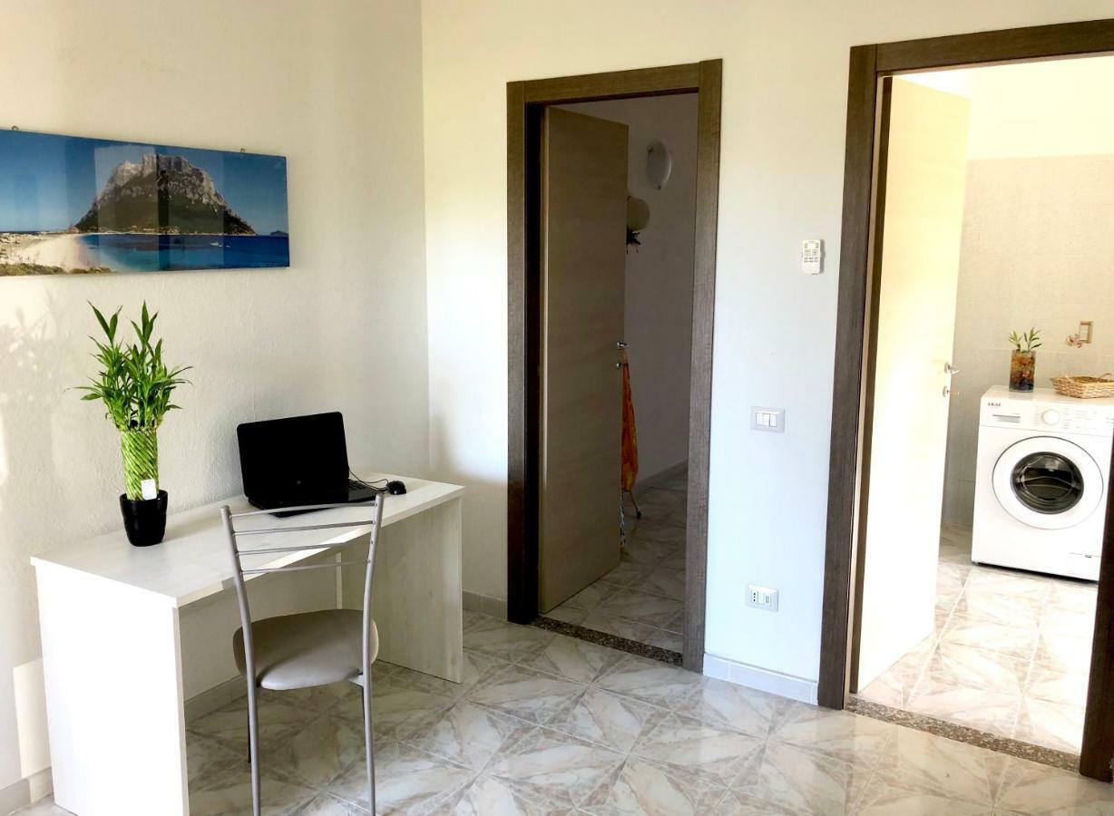 Casa Dolce Hibiscus Appartement Olbia Buitenkant foto