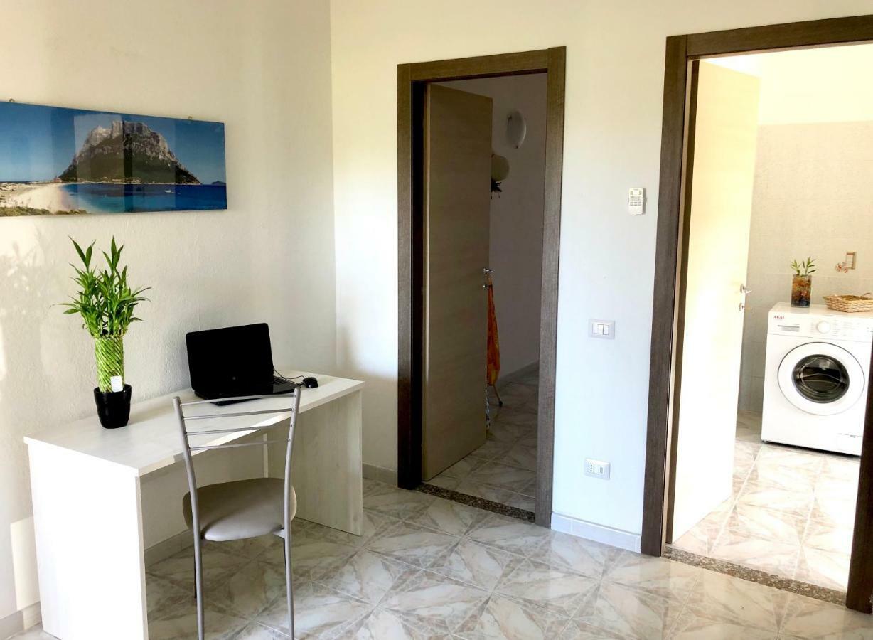 Dolce Hibiscus Appartement Olbia Buitenkant foto